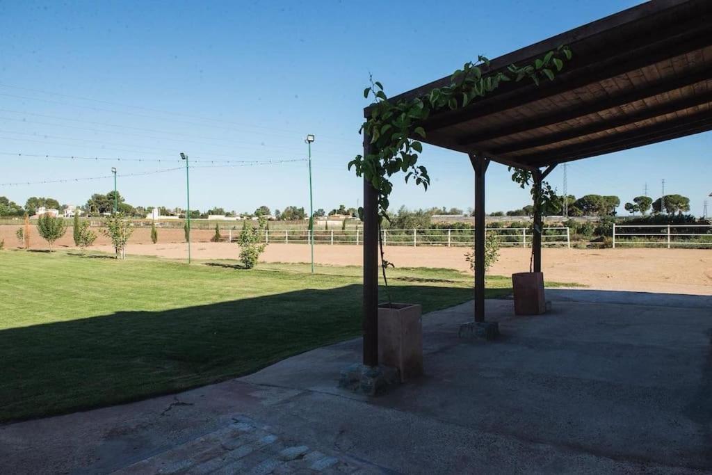 Villa Finca Campo Alegre Utrera Exterior foto