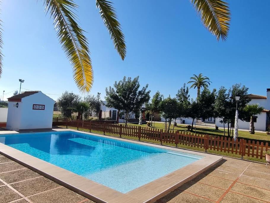 Villa Finca Campo Alegre Utrera Exterior foto